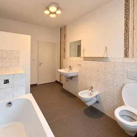 Grossartige 3 Mit Kamin Und Garten Fuer 1-6 Personen * كاوفبويرن